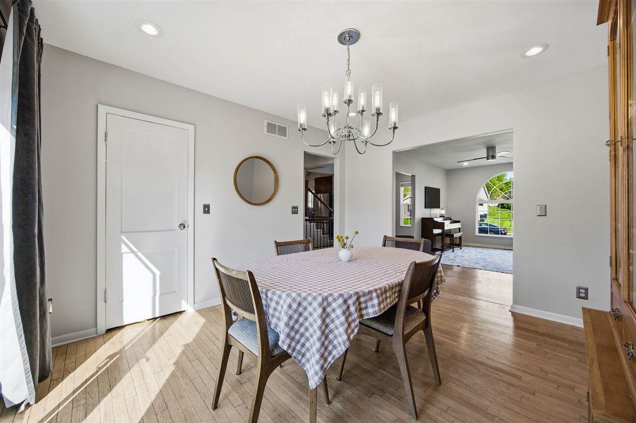 1019 Chamberlain Drive Iowa City IA 52240
