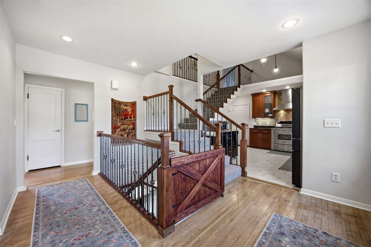 1019 Chamberlain Drive Iowa City IA 52240
