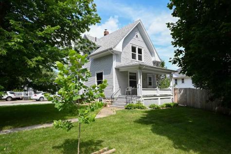 406 Madison Street Williamsburg IA 52361