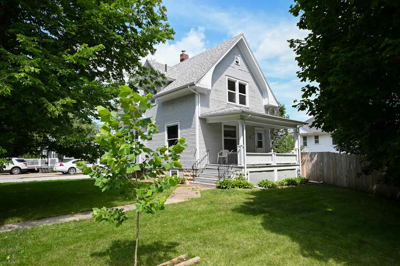 406 Madison Street Williamsburg IA 52361