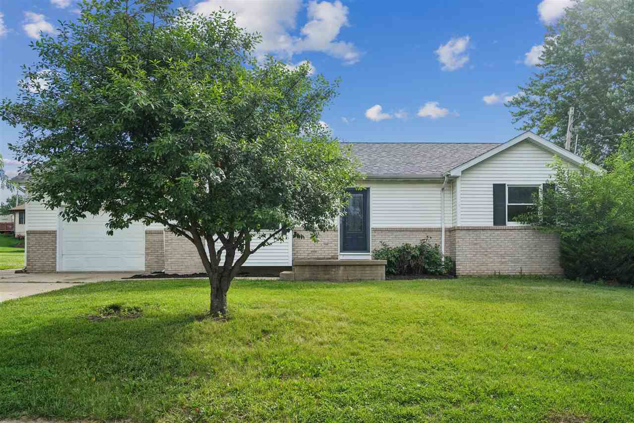 1510 North Drive Ely IA 52227