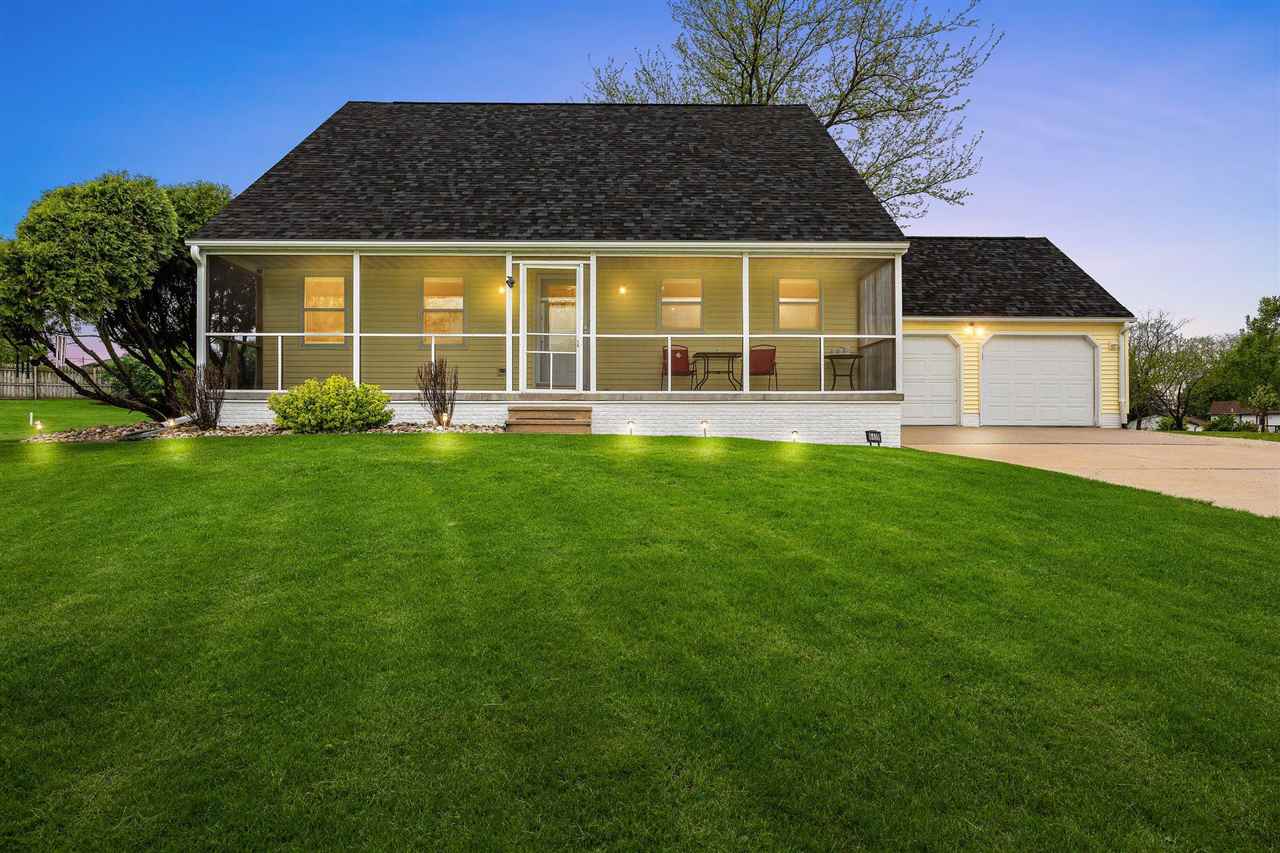 6409 Meadowlark Drive Cedar Rapids IA 52404