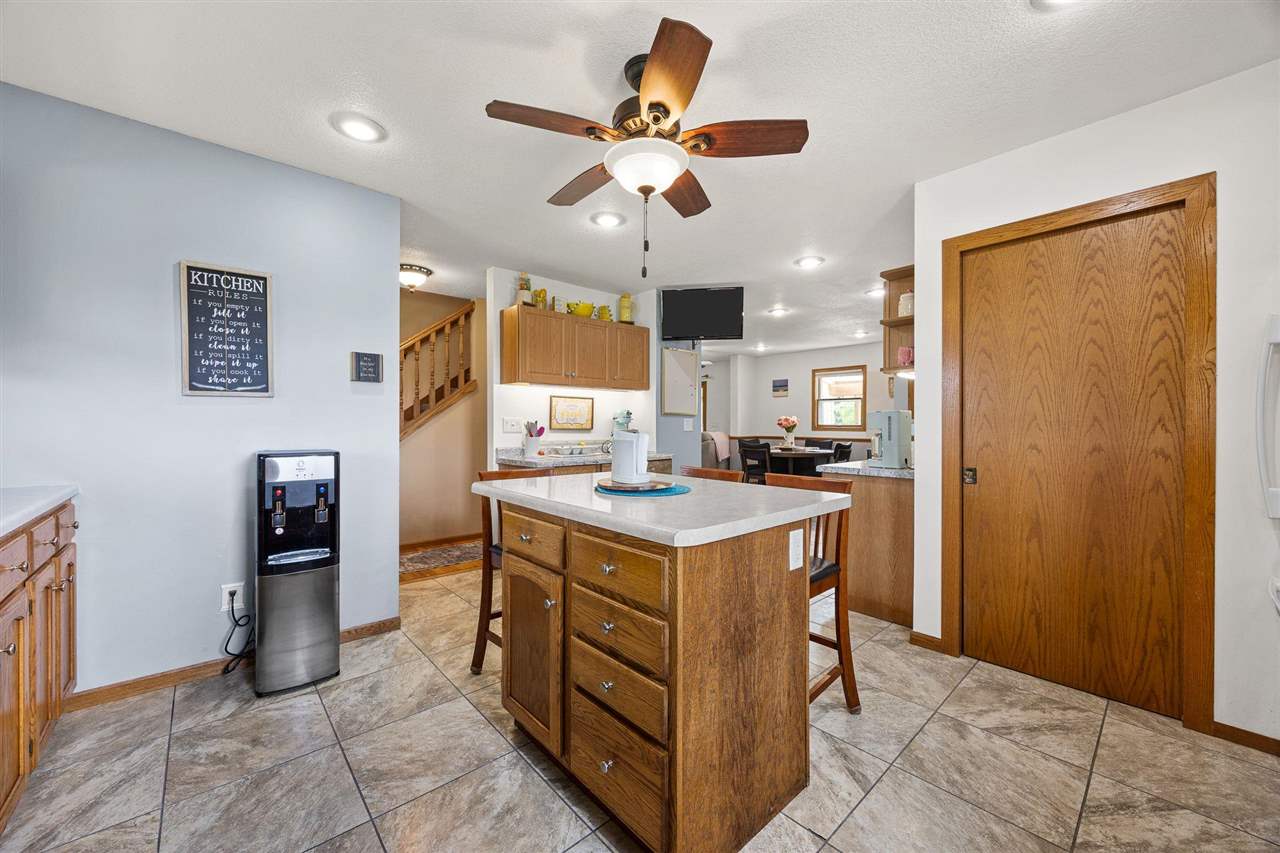 6409 Meadowlark Drive Cedar Rapids IA 52404