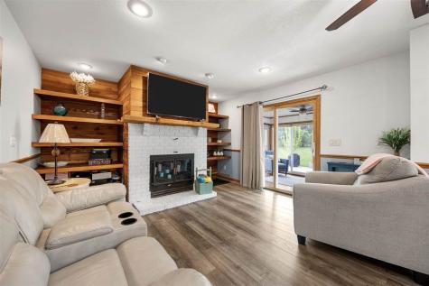 6409 Meadowlark Drive Cedar Rapids IA 52404
