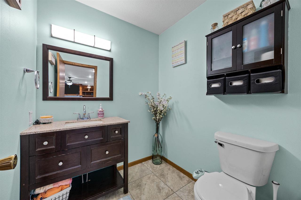 6409 Meadowlark Drive Cedar Rapids IA 52404
