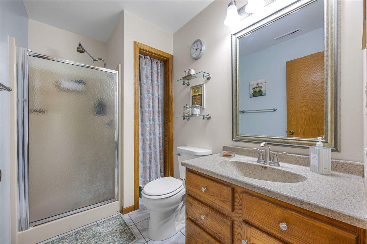 6409 Meadowlark Drive Cedar Rapids IA 52404