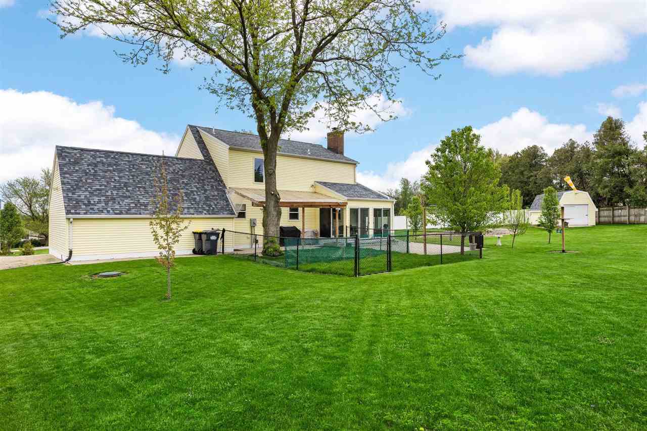 6409 Meadowlark Drive Cedar Rapids IA 52404