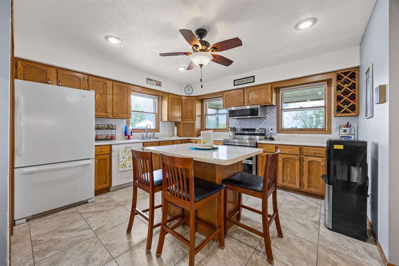 6409 Meadowlark Drive Cedar Rapids IA 52404
