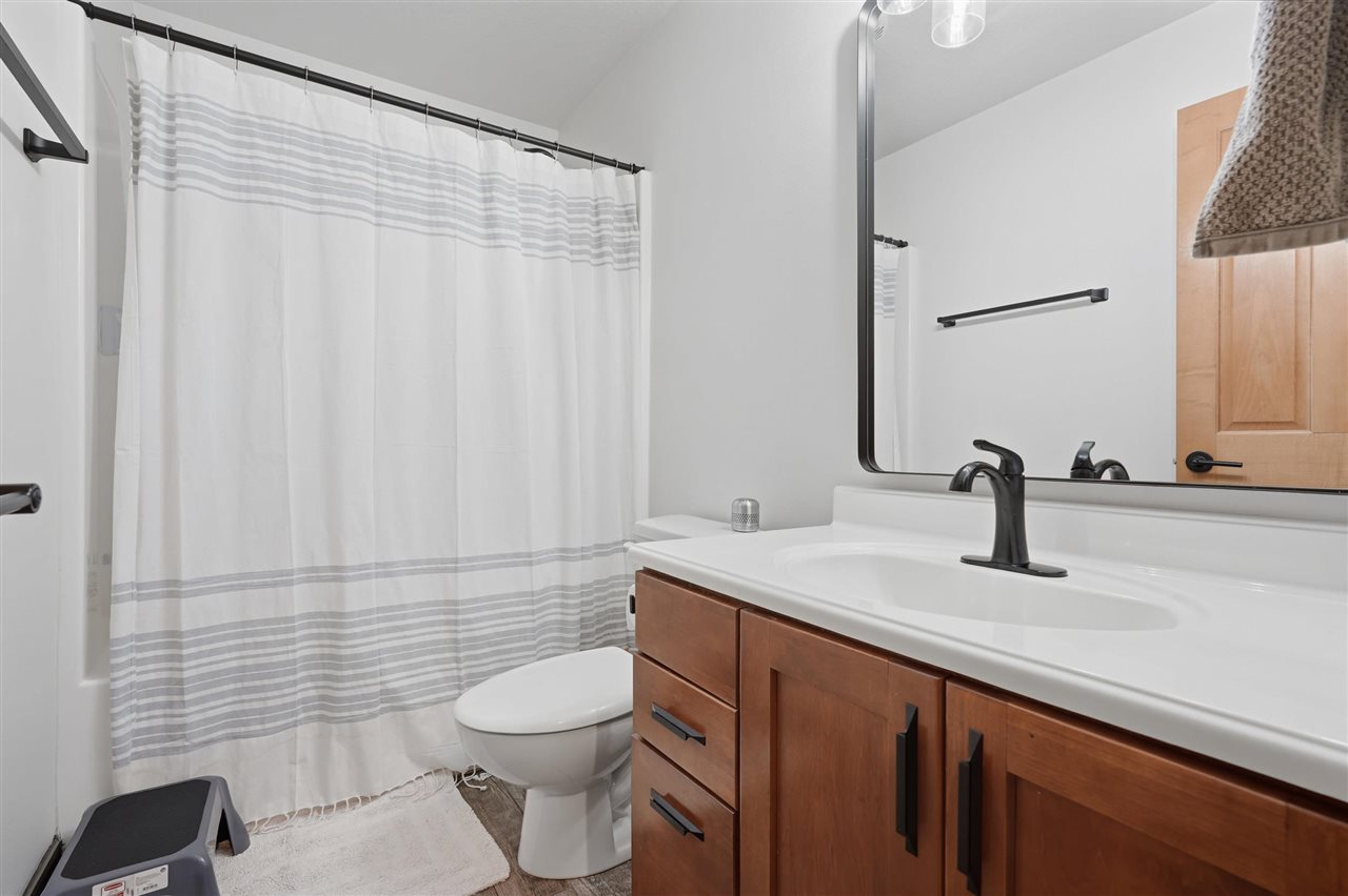 1133 Quail Court Riverside IA 52327