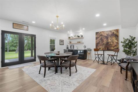 1133 Quail Court Riverside IA 52327
