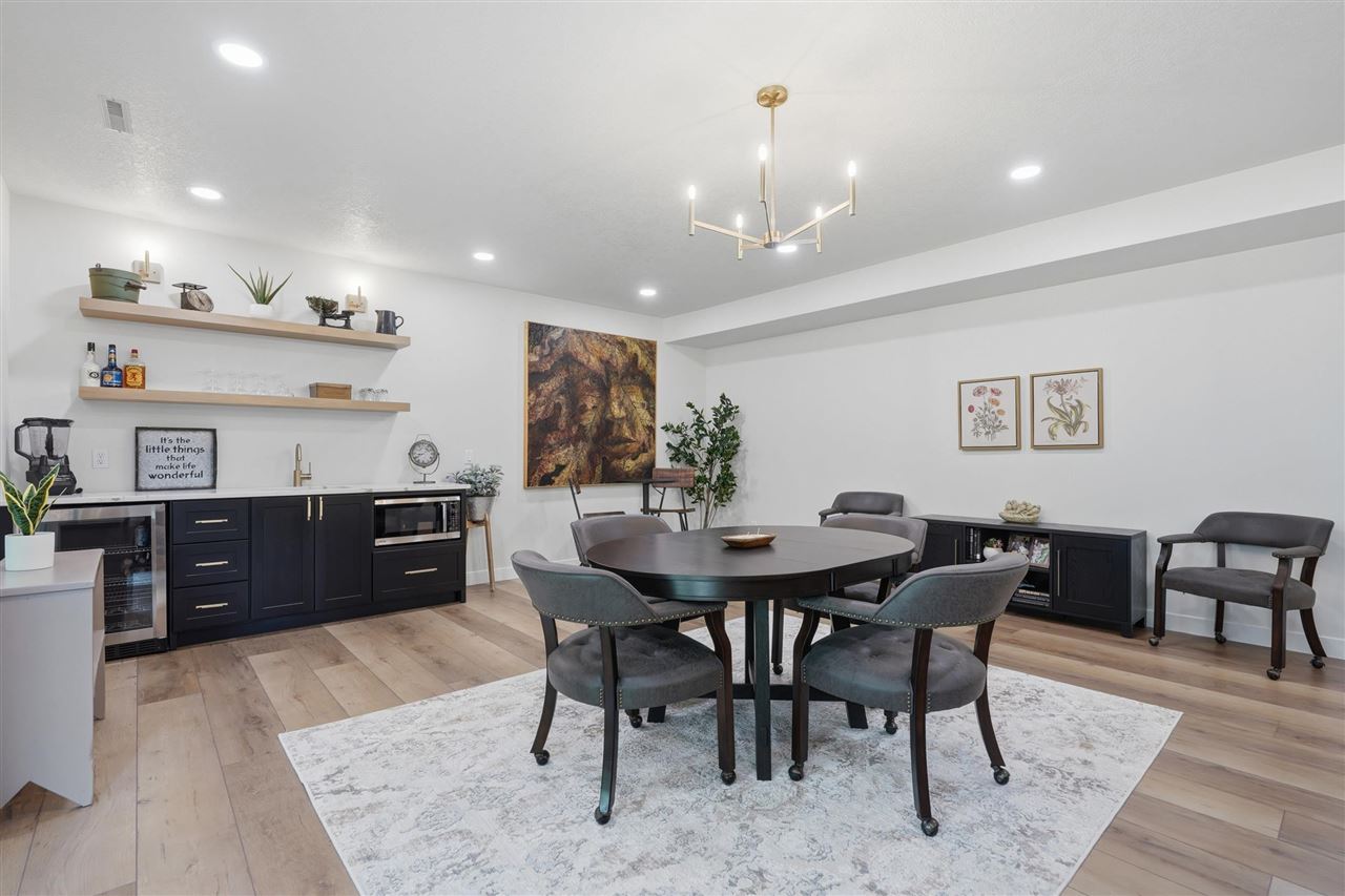 1133 Quail Court Riverside IA 52327