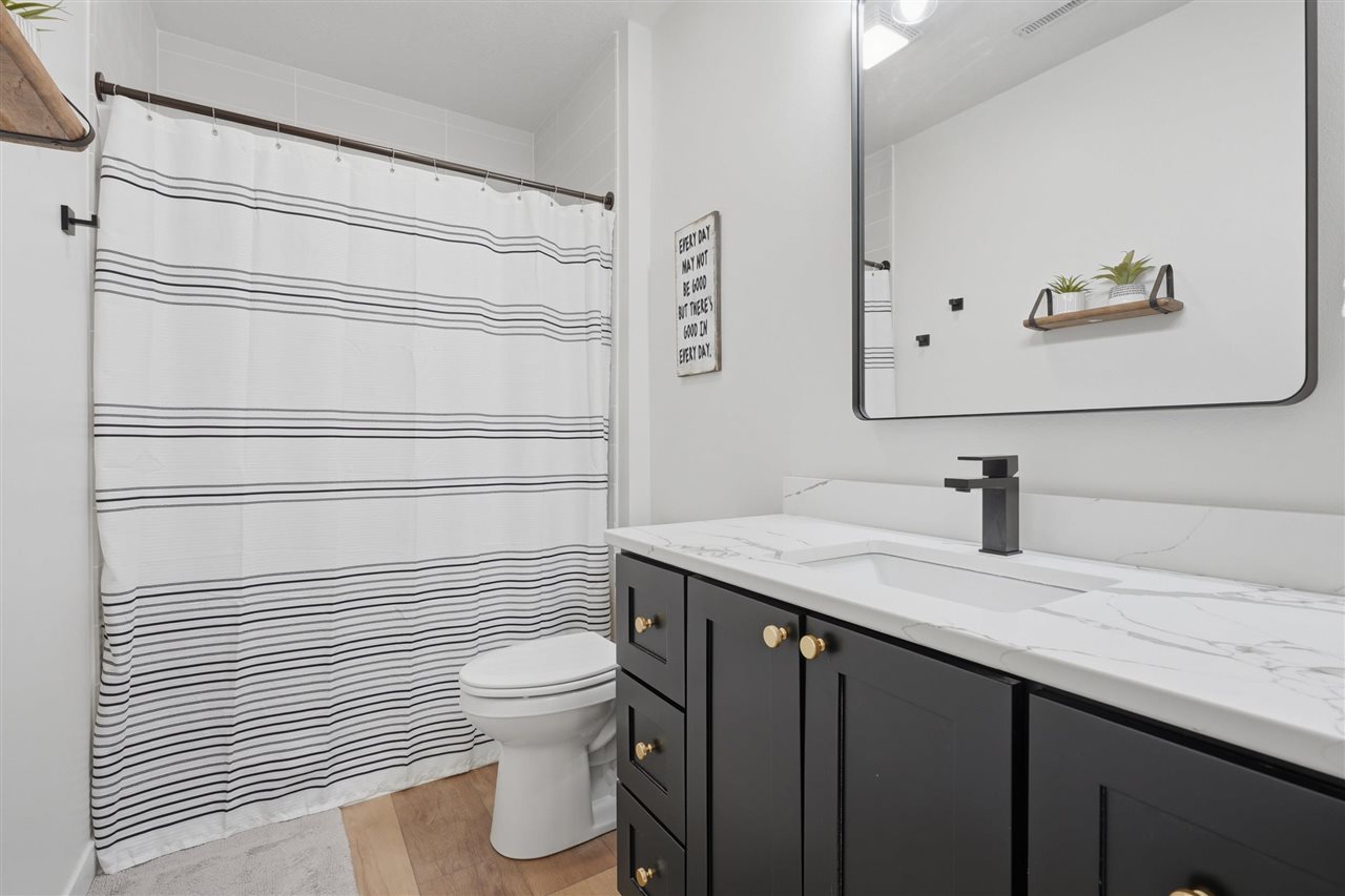 1133 Quail Court Riverside IA 52327