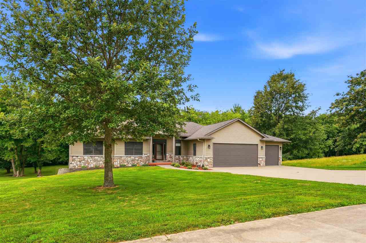 1133 Quail Court Riverside IA 52327