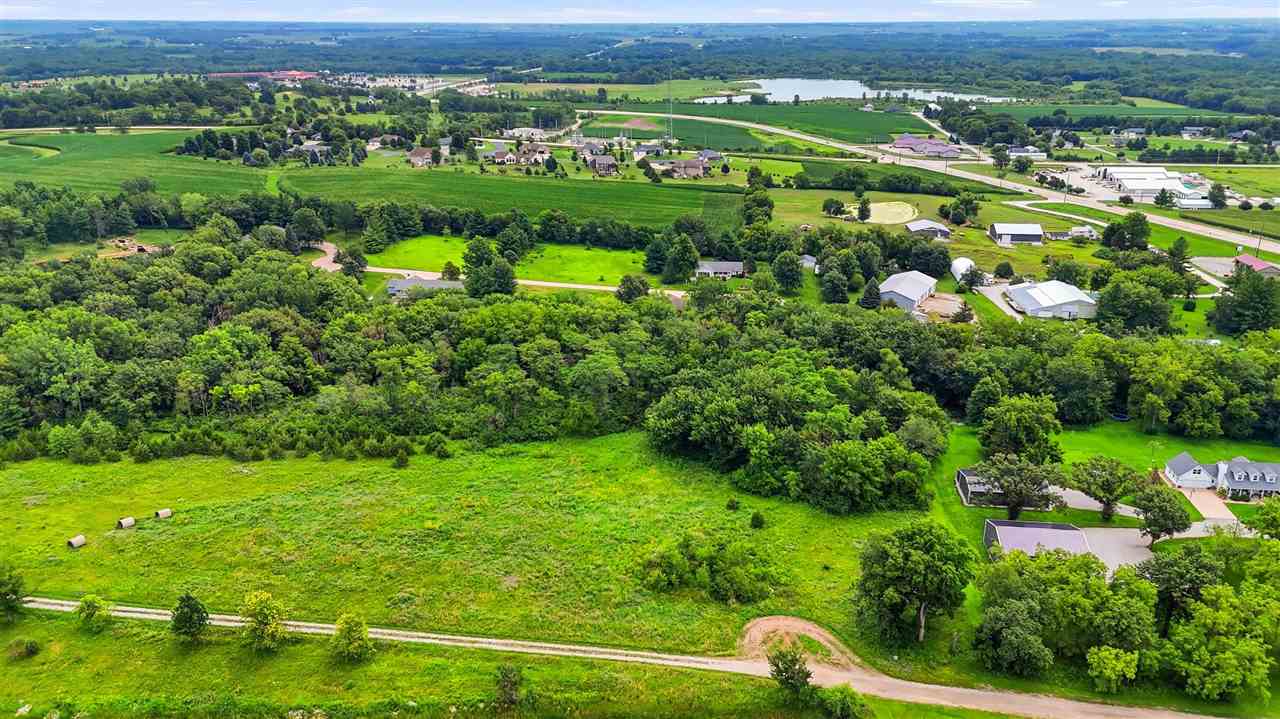 1133 Quail Court Riverside IA 52327