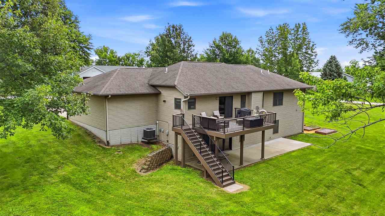 1133 Quail Court Riverside IA 52327