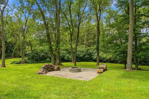 1133 Quail Court Riverside IA 52327