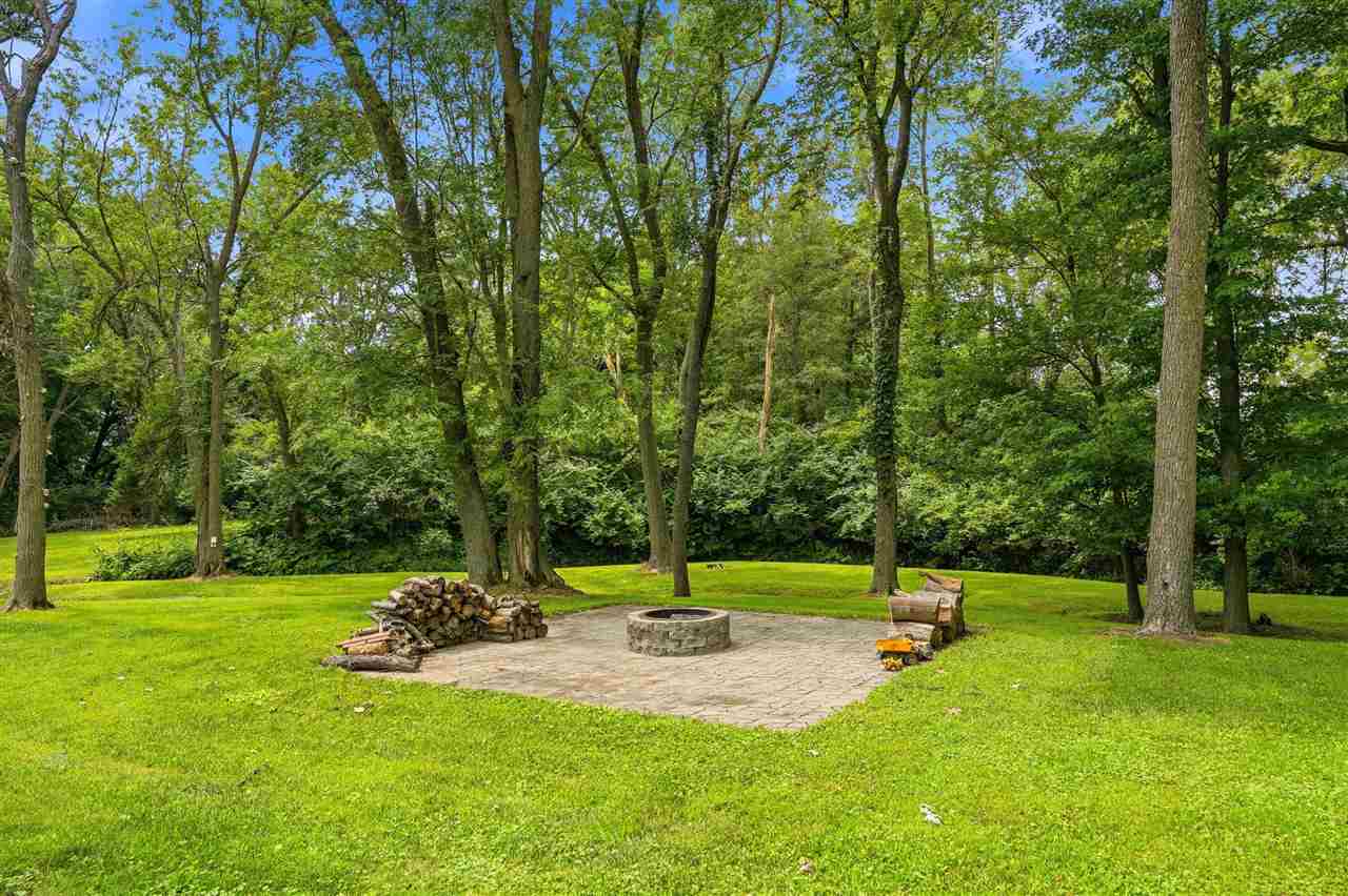 1133 Quail Court Riverside IA 52327