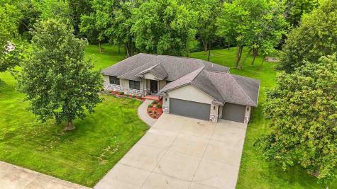 1133 Quail Court Riverside IA 52327