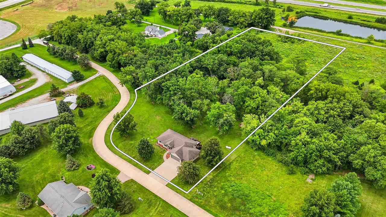 1133 Quail Court Riverside IA 52327
