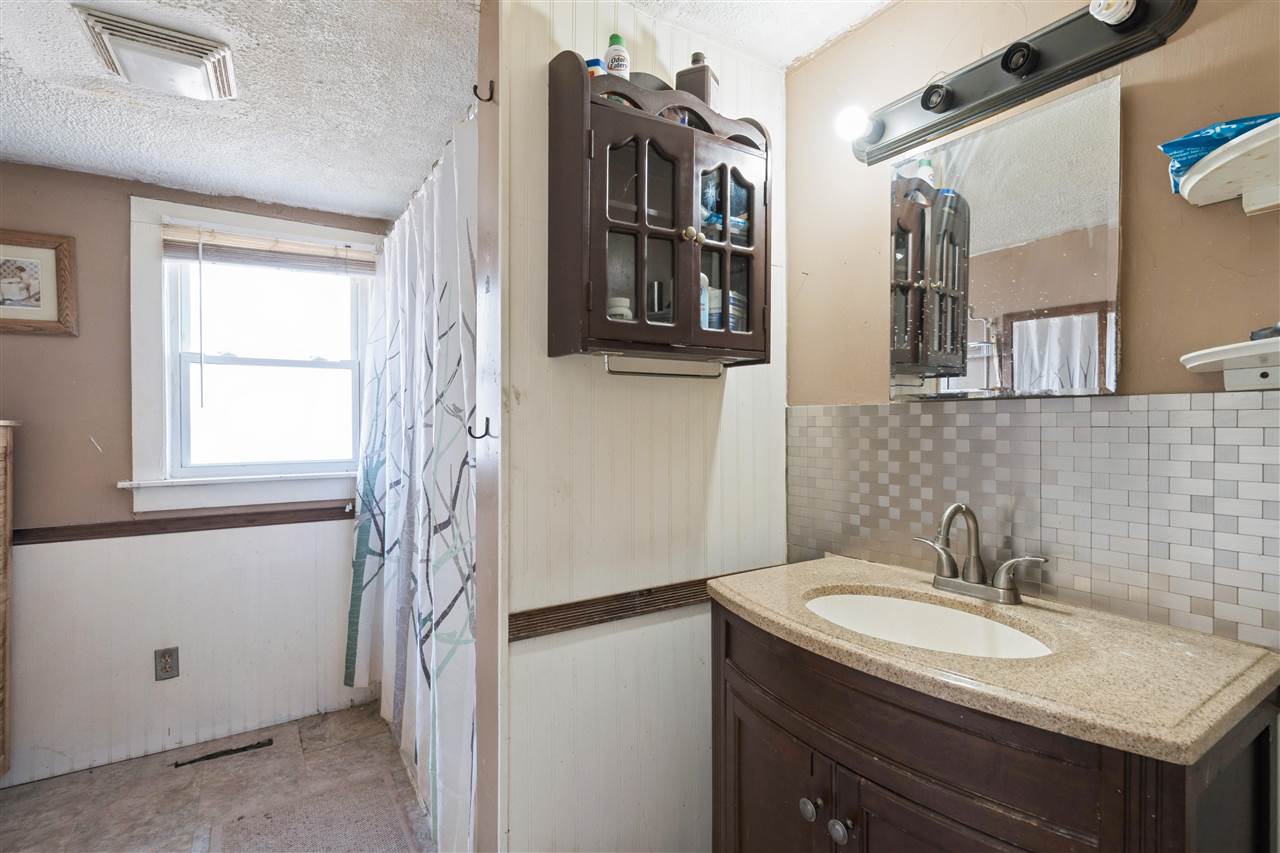 342 280th Street West Branch IA 52358