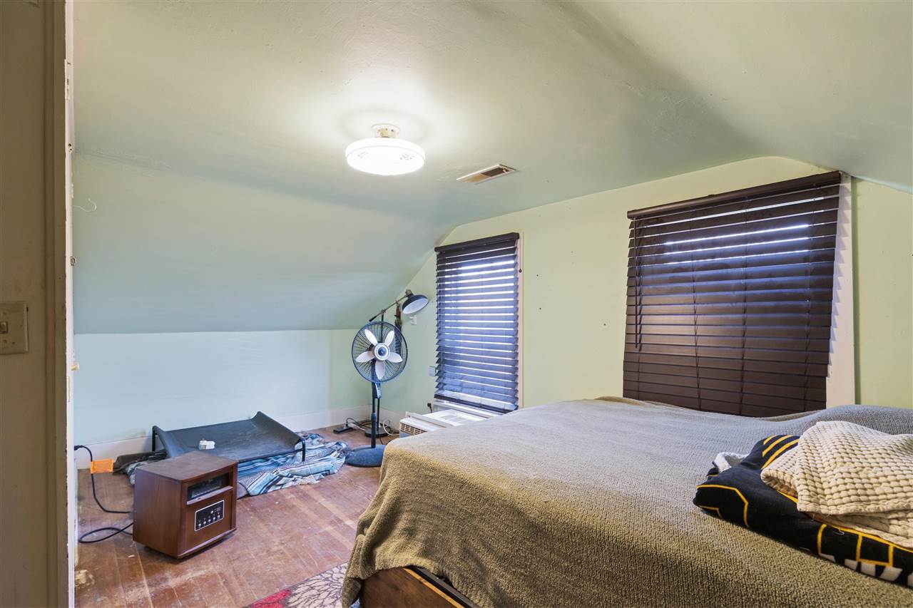 342 280th Street West Branch IA 52358