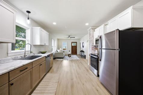 232 E Third Street Solon IA 52333
