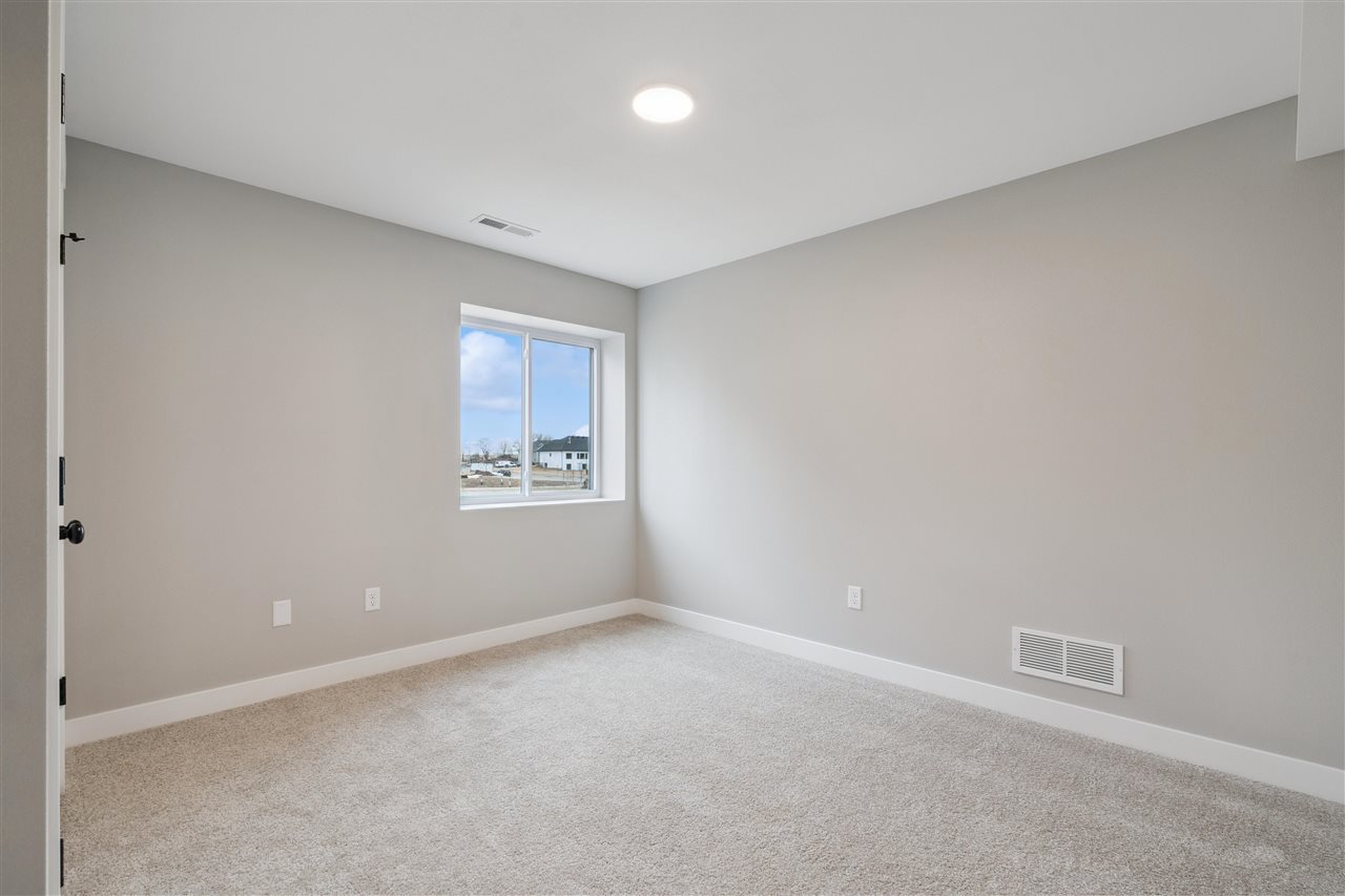 825 Prairie View Drive West Branch IA 52358