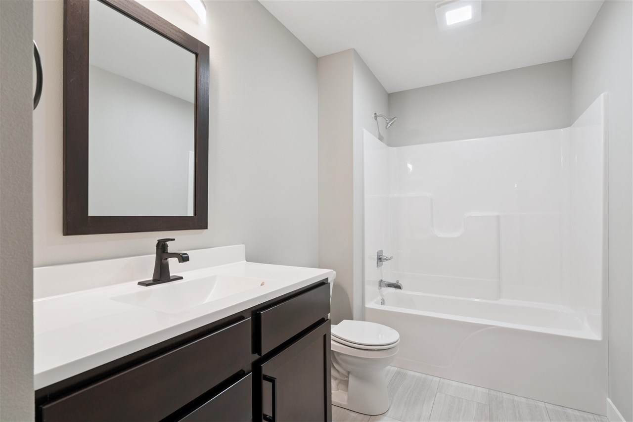 825 Prairie View Drive West Branch IA 52358