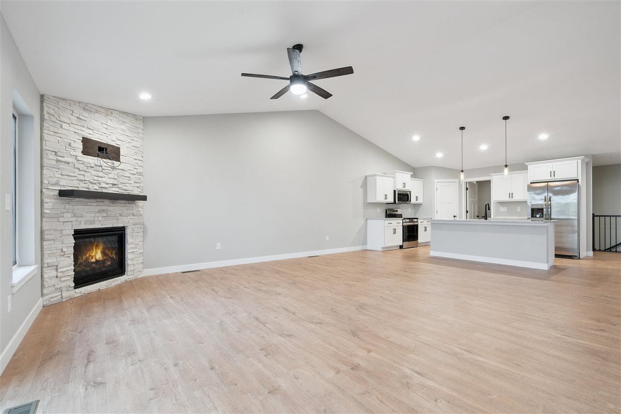 825 Prairie View Drive West Branch IA 52358