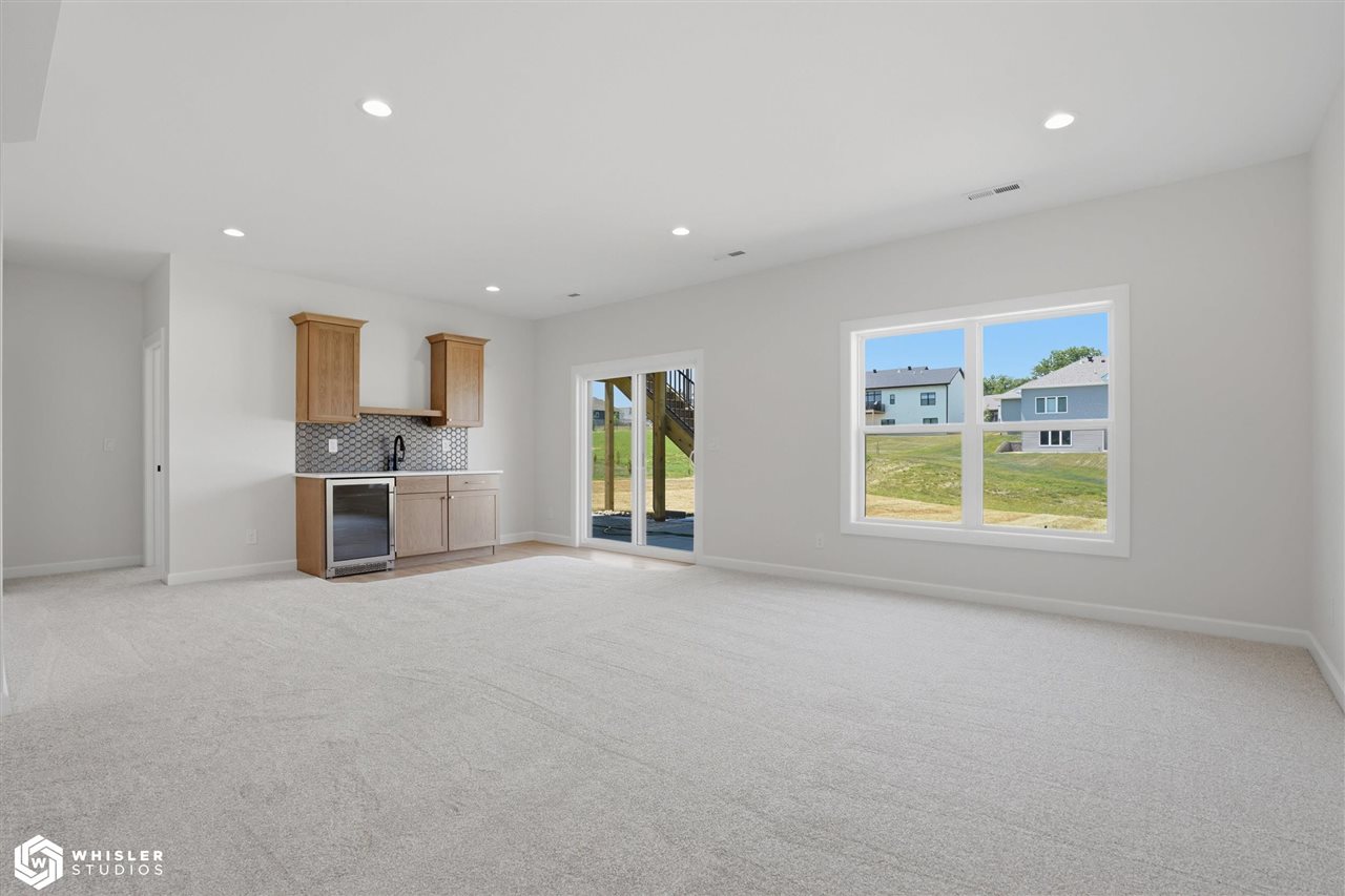 1152 Kona Circle Coralville IA 52241