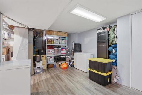 706 Giblin Drive Iowa City IA 52246