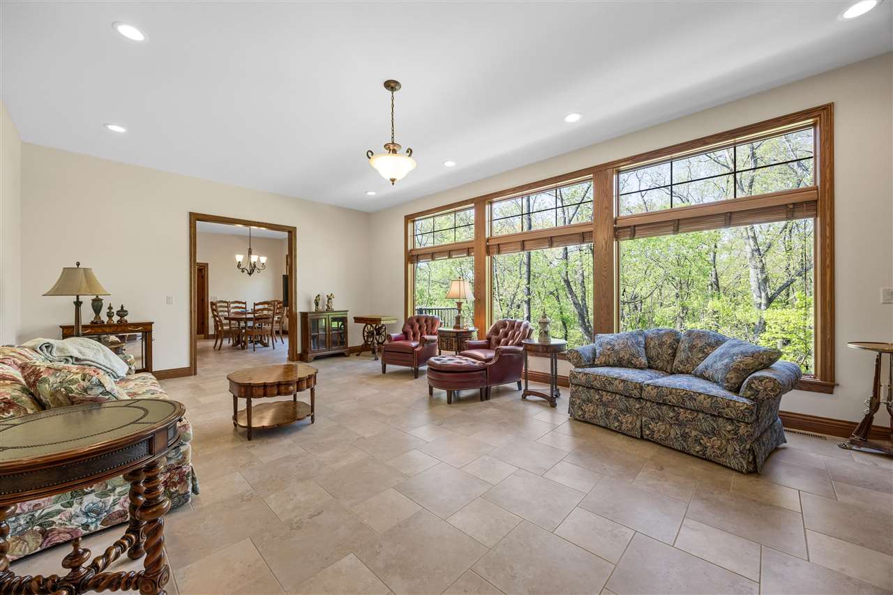 3009 Woodland Ridge Drive NE Iowa City IA 52240