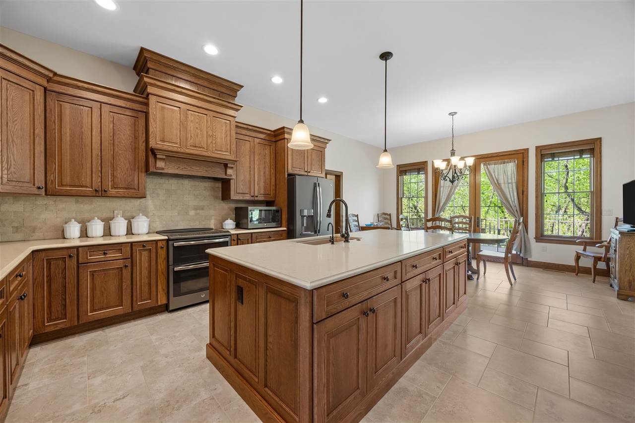 3009 Woodland Ridge Drive NE Iowa City IA 52240