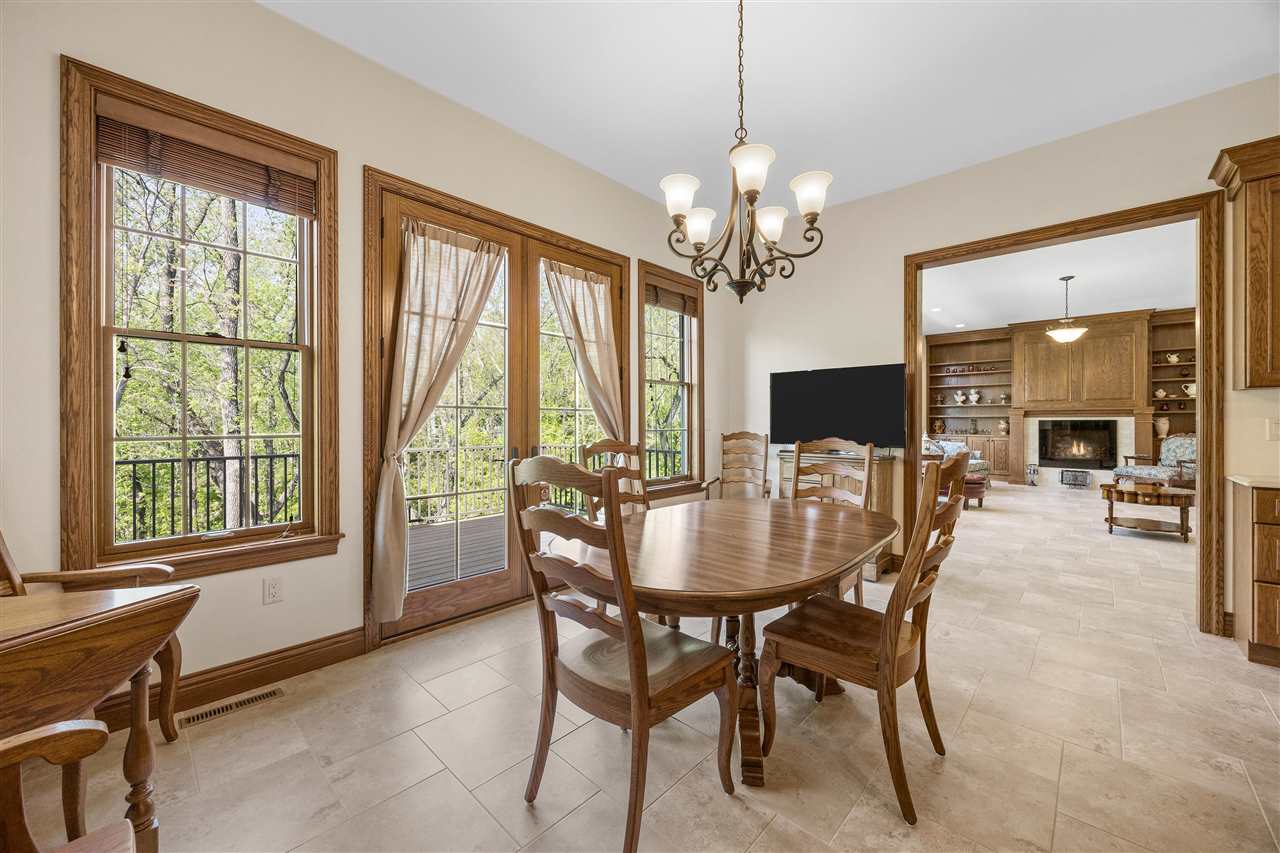 3009 Woodland Ridge Drive NE Iowa City IA 52240