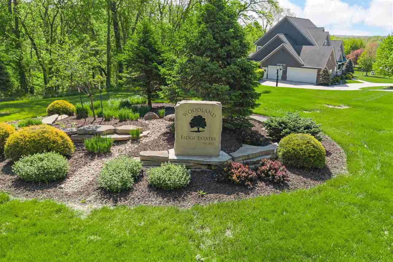 3009 Woodland Ridge Drive NE Iowa City IA 52240