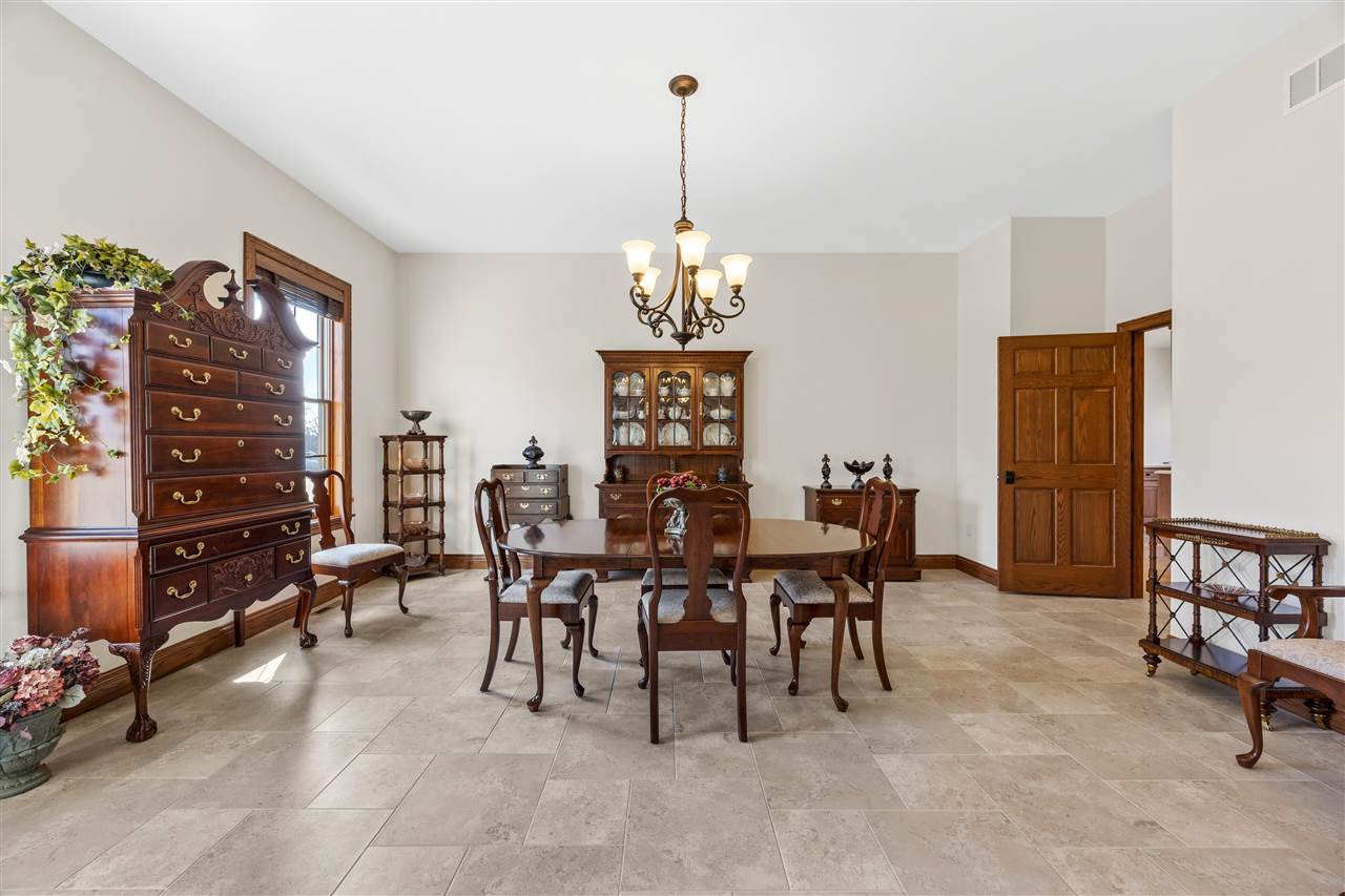 3009 Woodland Ridge Drive NE Iowa City IA 52240