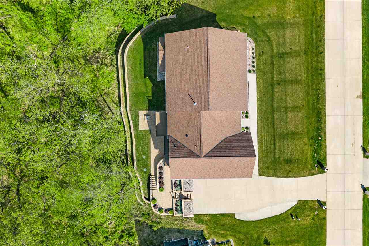 3009 Woodland Ridge Drive NE Iowa City IA 52240