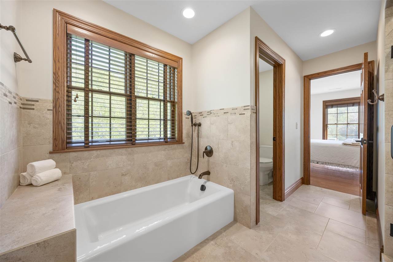 3009 Woodland Ridge Drive NE Iowa City IA 52240