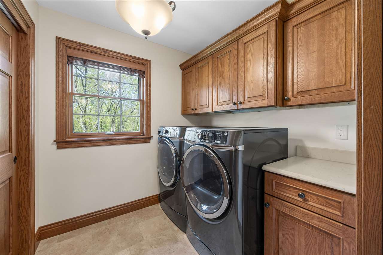 3009 Woodland Ridge Drive NE Iowa City IA 52240