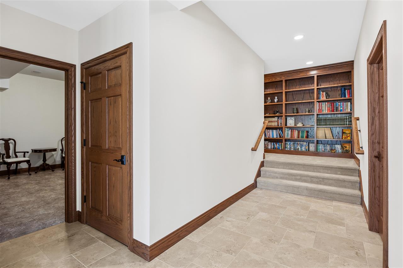 3009 Woodland Ridge Drive NE Iowa City IA 52240