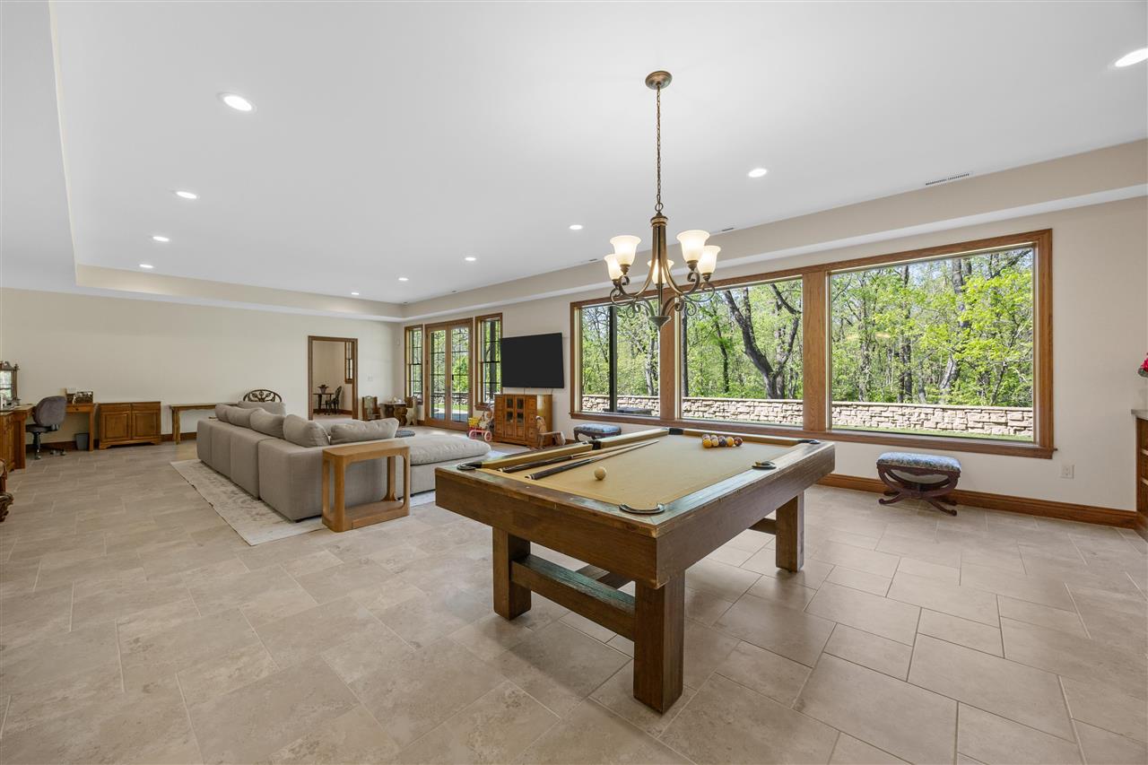 3009 Woodland Ridge Drive NE Iowa City IA 52240