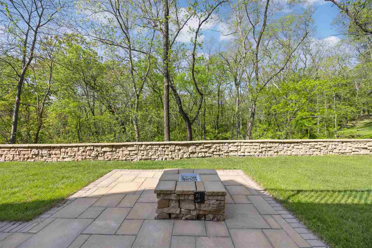 3009 Woodland Ridge Drive NE Iowa City IA 52240