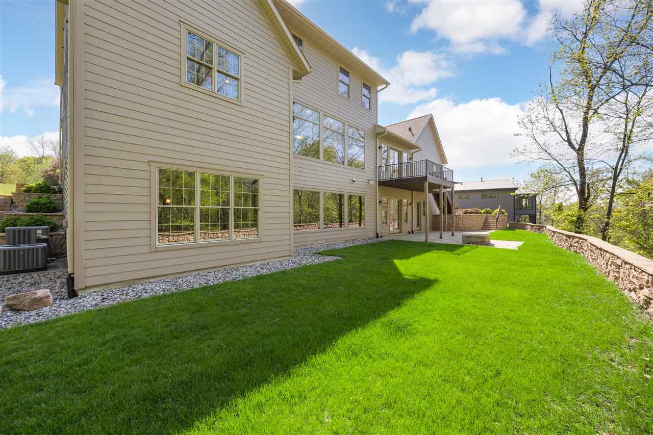 3009 Woodland Ridge Drive NE Iowa City IA 52240