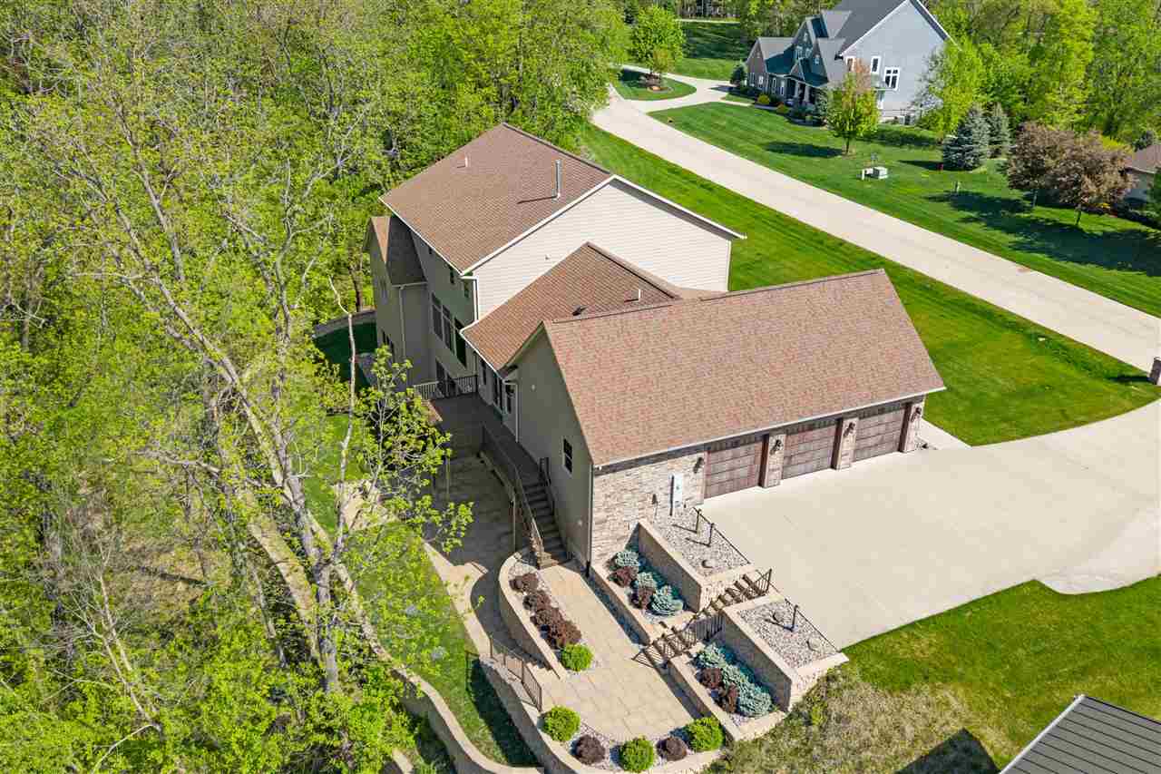 3009 Woodland Ridge Drive NE Iowa City IA 52240