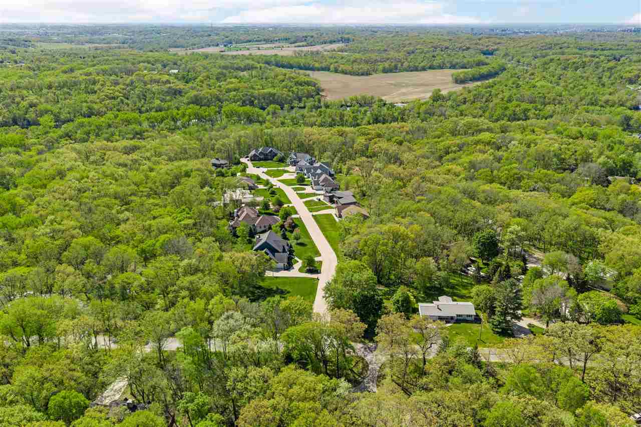 3009 Woodland Ridge Drive NE Iowa City IA 52240