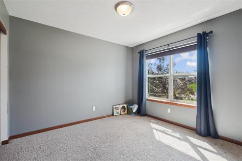 2114 Radcliffe Drive SW Cedar Rapids IA 52404