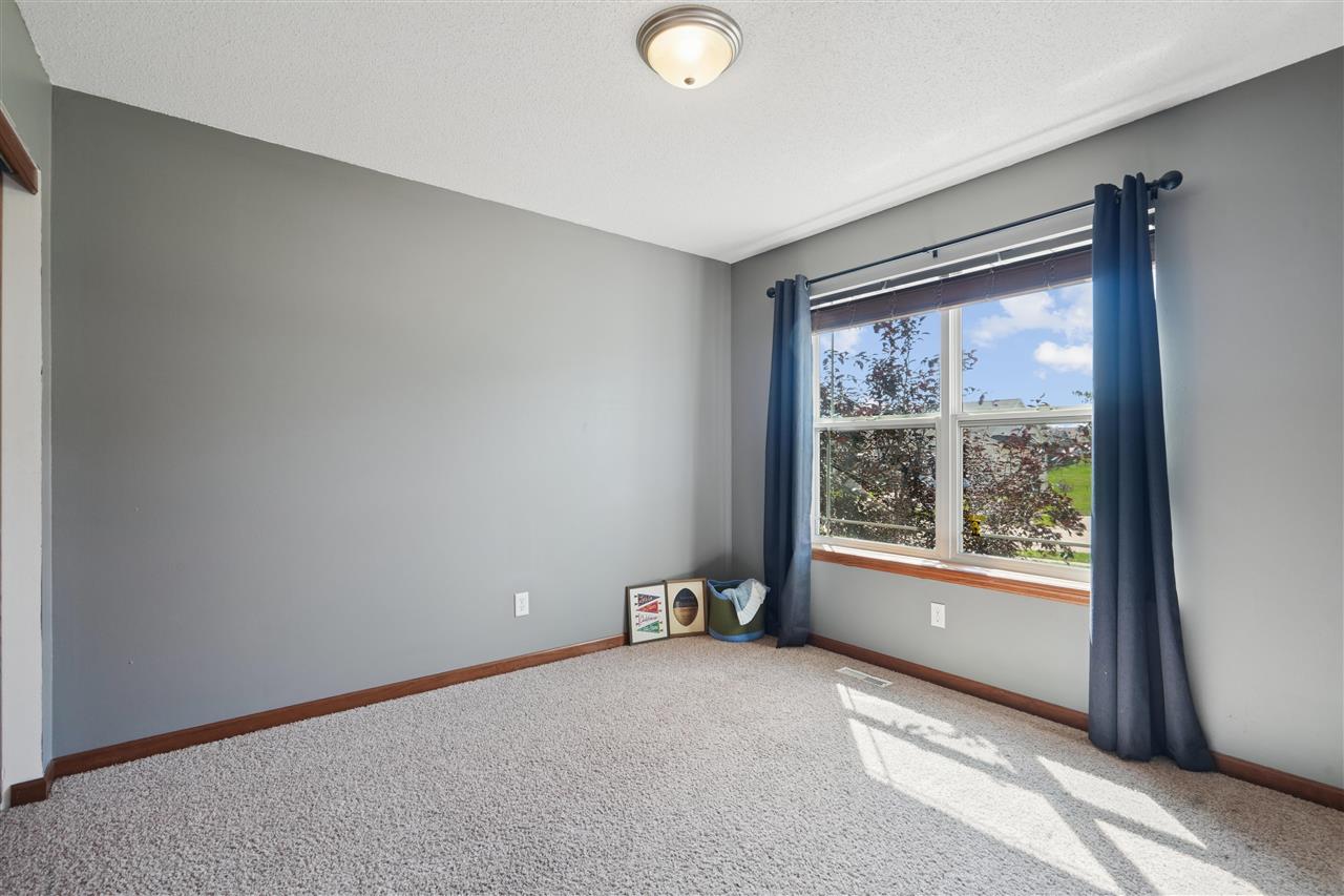 2114 Radcliffe Drive SW Cedar Rapids IA 52404