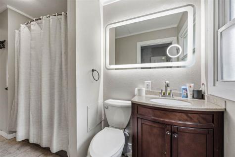 54 Oklahoma Avenue SW Cedar Rapids IA 52404
