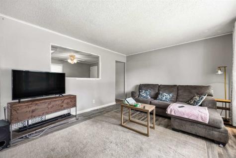 54 Oklahoma Avenue SW Cedar Rapids IA 52404