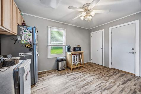 54 Oklahoma Avenue SW Cedar Rapids IA 52404